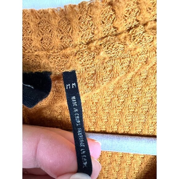 Urban outfitters out from under mustard colored button up thermal - Picture 6 of 10